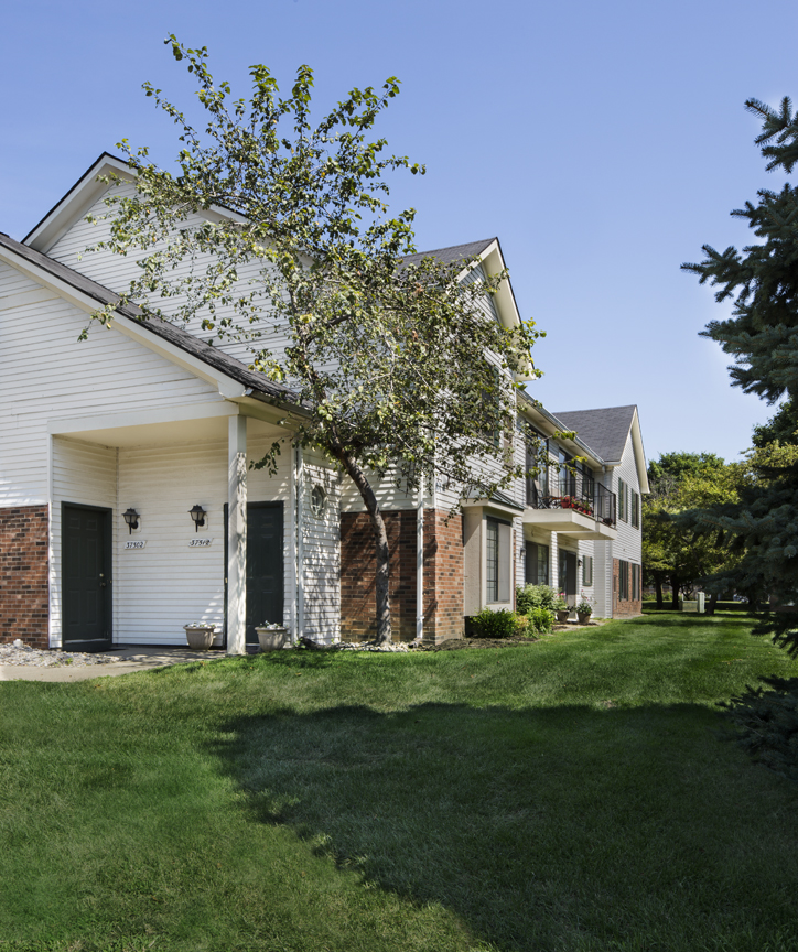 Outside view of Arbor Woods